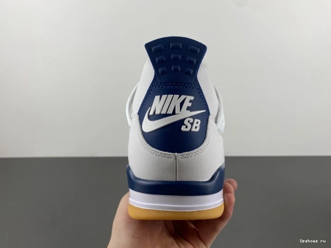 Navy Retro  Jordan DR5415-100 4 SB 0817